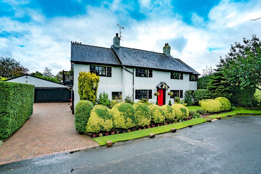 3 bedroom house for sale in The Cottage, Old Mains Lane, Poulton Le