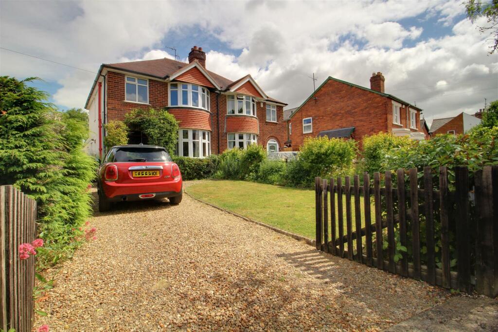 Main image of property: Argyll Place, Longlevens, Gloucester