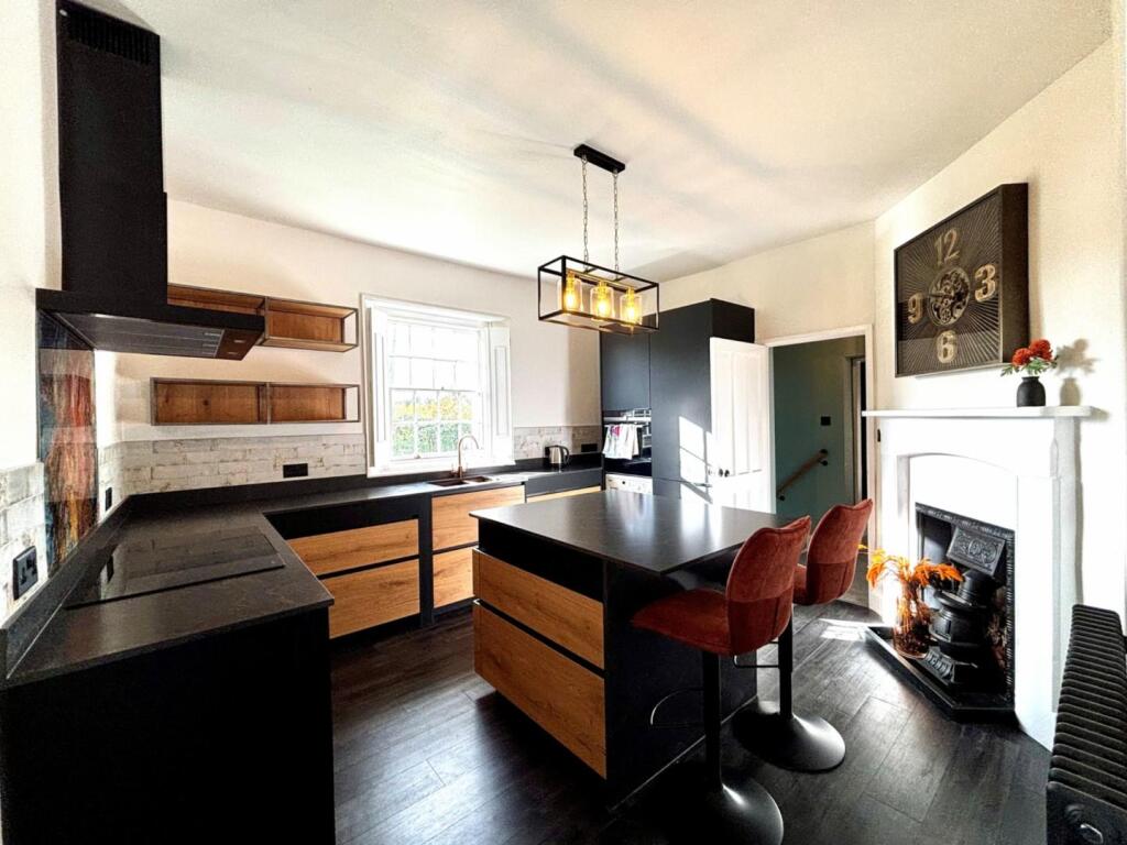 Main image of property: Saul, Gloucester