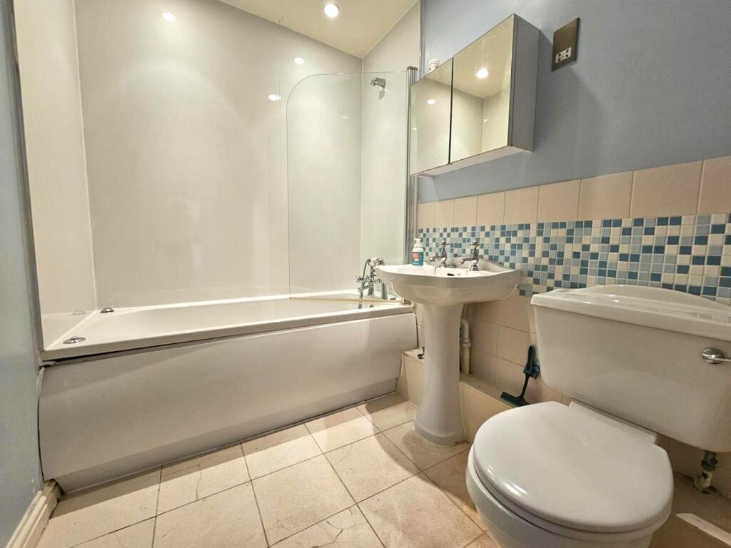 Main image of property: Spa Road, Gloucester