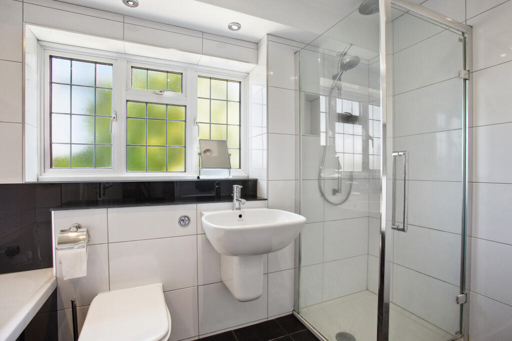 Additional property image - Grasmere Avenue, Harpenden, AL5