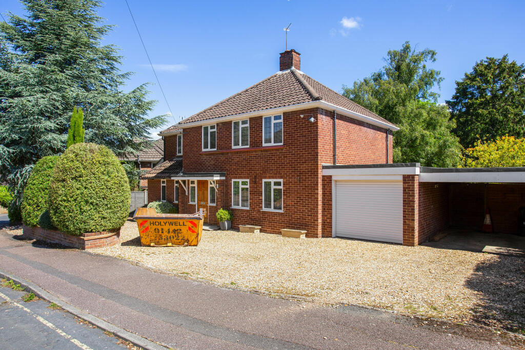Additional property image - Grasmere Avenue, Harpenden, AL5