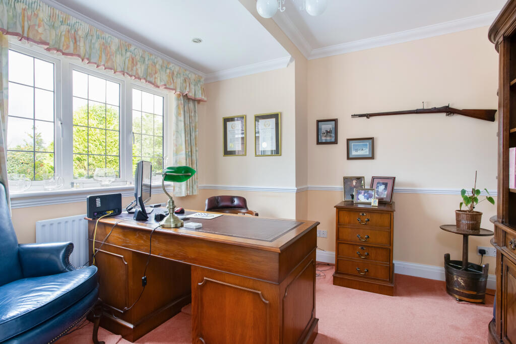 Additional property image - Redbourn Lane, Harpenden, AL5