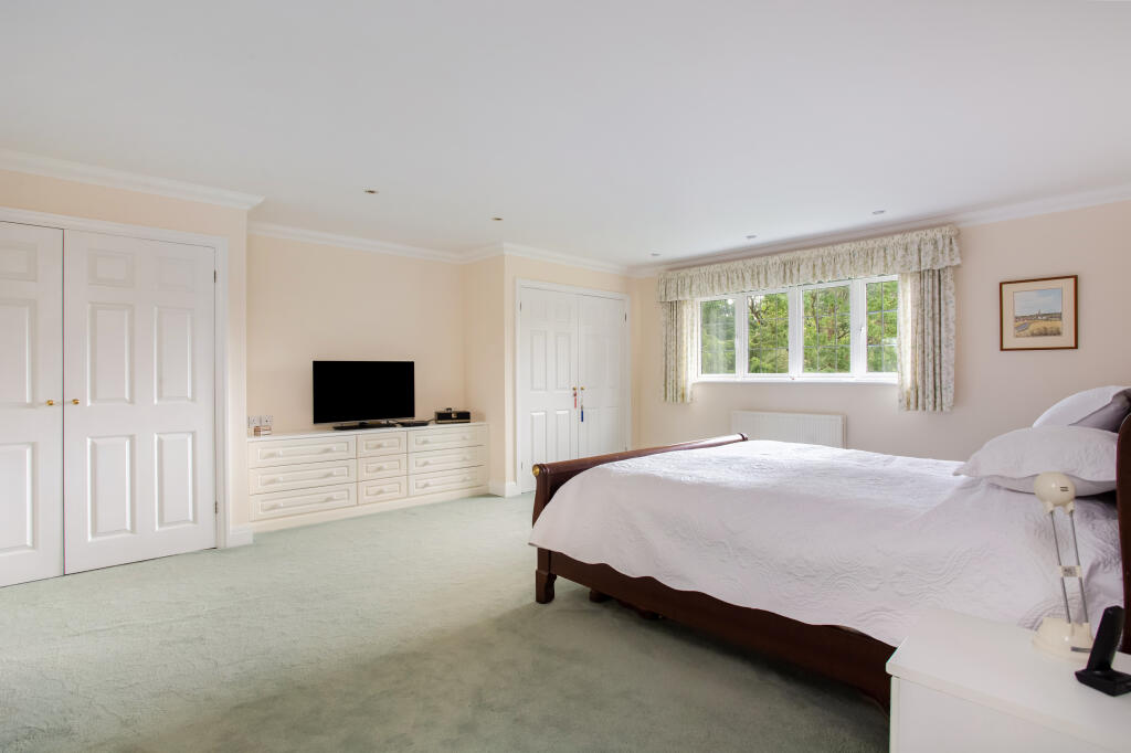 Additional property image - Redbourn Lane, Harpenden, AL5