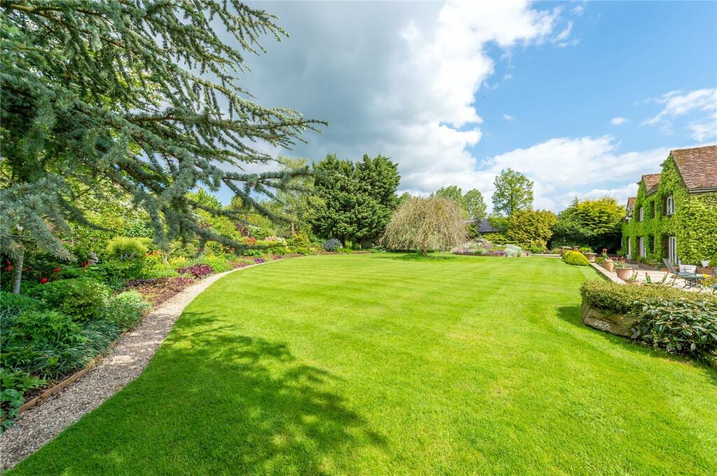 Additional property image - Roe End Lane, St. Albans, AL3