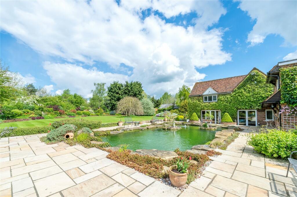 Additional property image - Roe End Lane, St. Albans, AL3