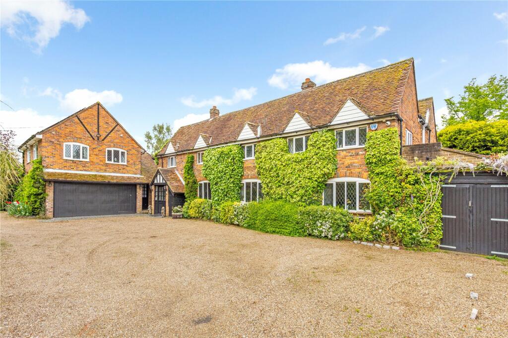 Additional property image - Roe End Lane, St. Albans, AL3