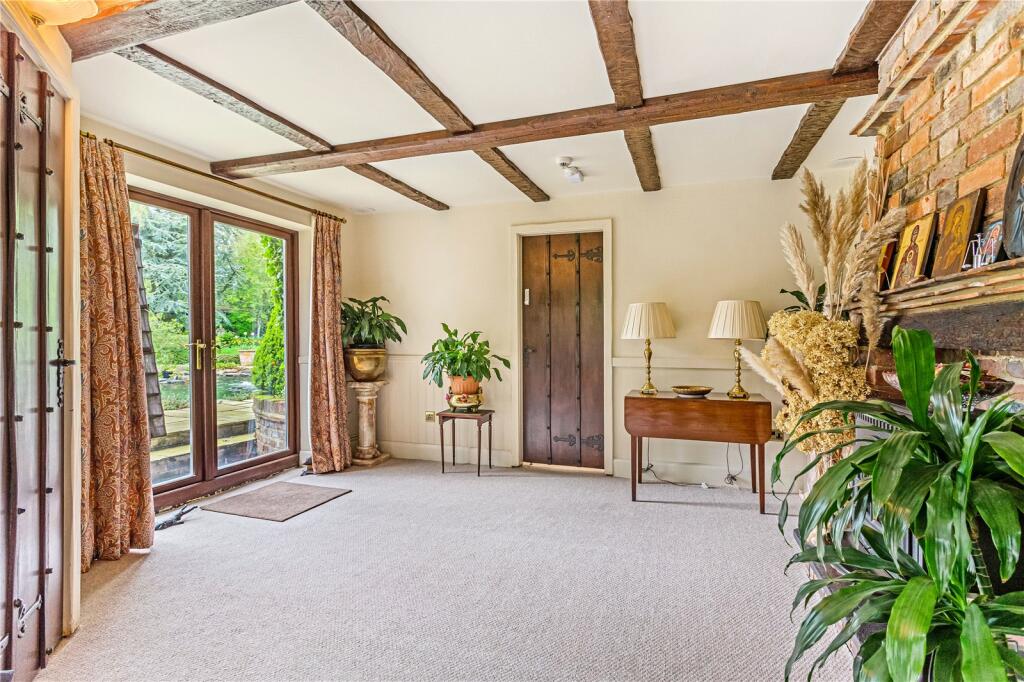 Additional property image - Roe End Lane, St. Albans, AL3