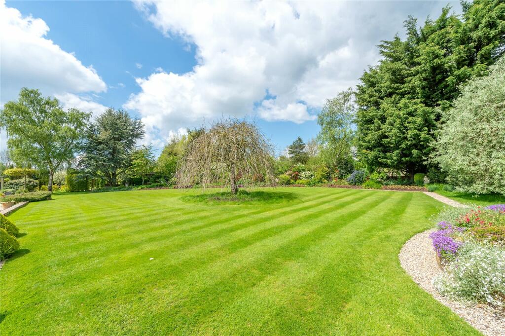 Additional property image - Roe End Lane, St. Albans, AL3