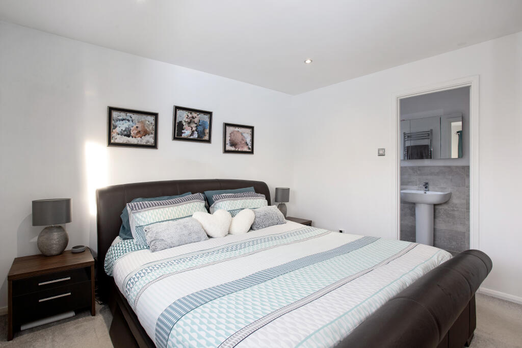 Additional property image - Crosspaths, Harpenden, AL5
