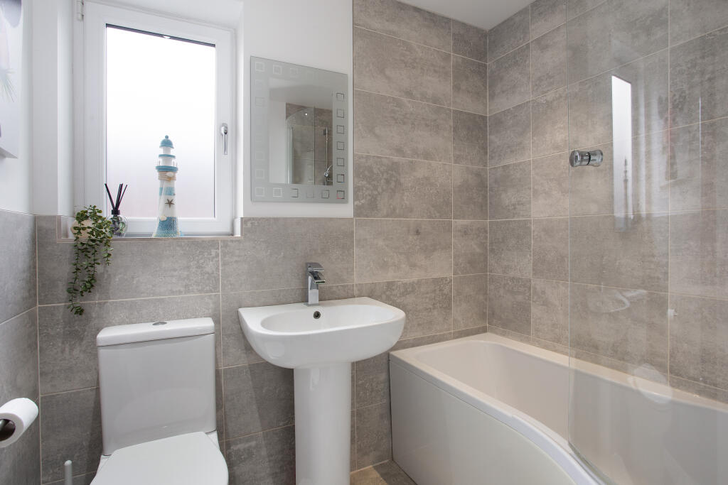 Additional property image - Crosspaths, Harpenden, AL5