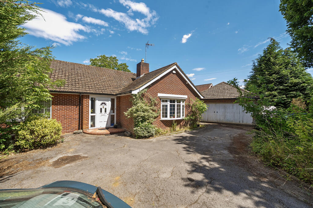 Main image of property: Harpenden Road, Wheathampstead, AL4