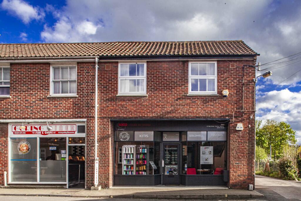 3 bedroom semidetached house for sale in 10 High Street, Goring on