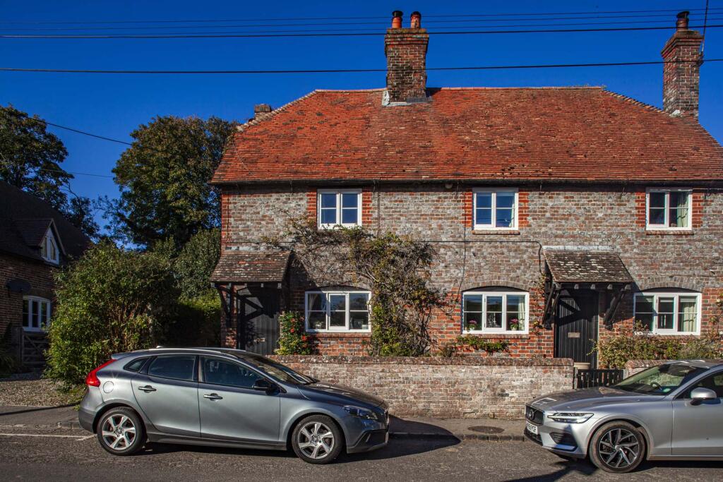 Main image of property: 19 Main Street, West Ilsley
