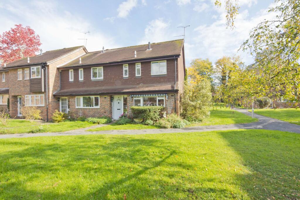 Main image of property: 8 The Birches, Goring on Thames