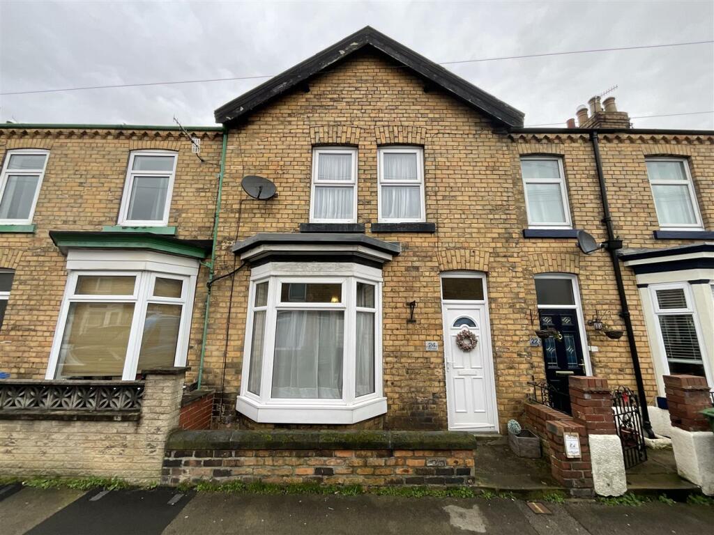 2 bedroom house for sale in Wykeham Street, Scarborough, YO12