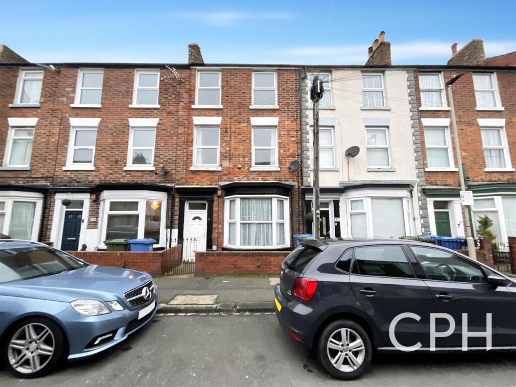 3 bedroom terraced house