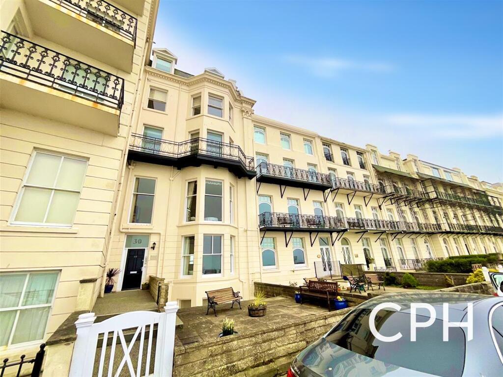 Main image of property: Flat 2, 30, Esplanade, Scarborough, North Yorkshir