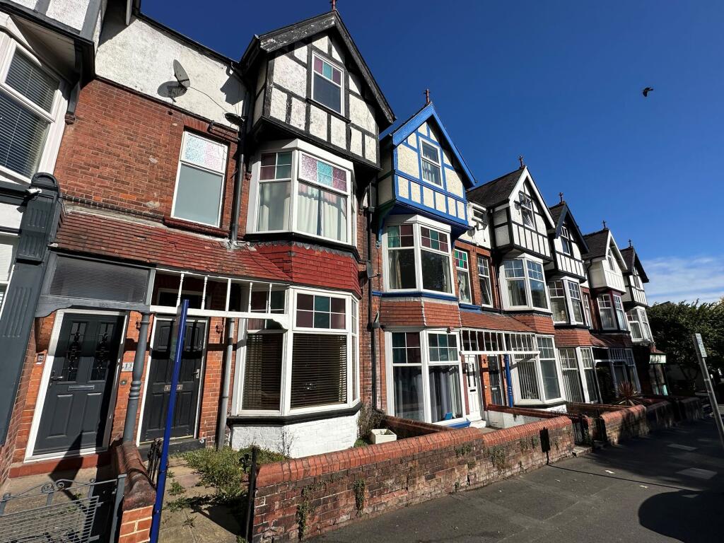 4 bedroom terraced house