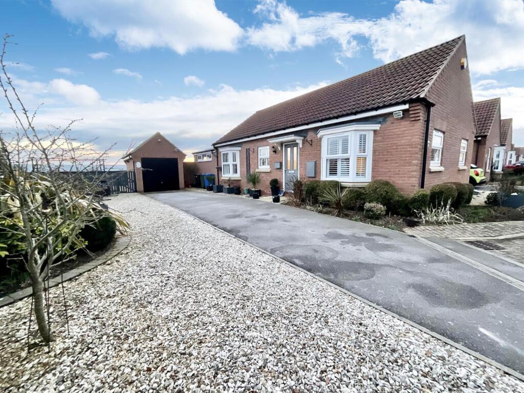 Main image of property: Fieldside Close, Cayton, YO11