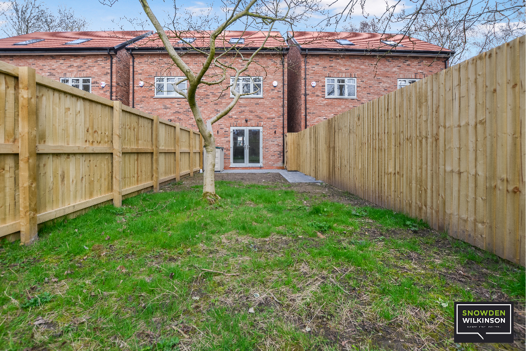 4 bedroom semidetached house for sale in Beechwood Gardens, Heald