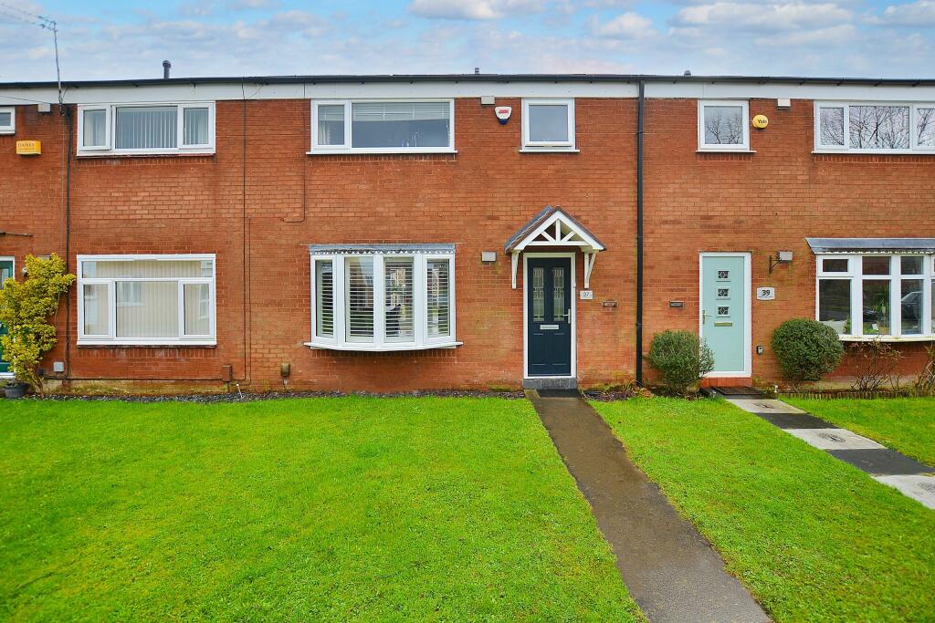 3 bedroom terraced house for sale in Chedlee Drive, Cheadle Hulme, SK8