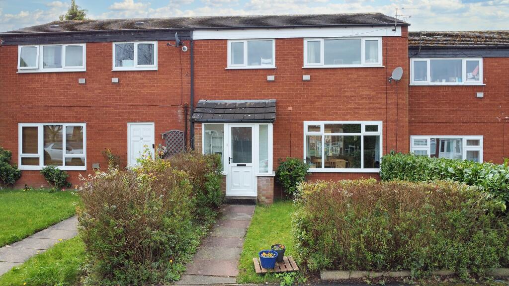 3 bedroom terraced house for sale in Chedlee Drive, Cheadle Hulme, SK8