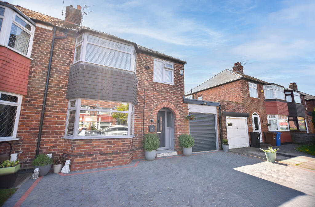 Main image of property: Davies Avenue, Heald Green, Cheadle, Cheshire