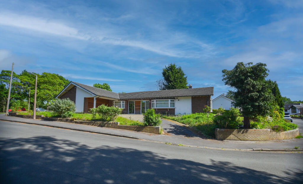 Main image of property: The Spinney, Cheadle