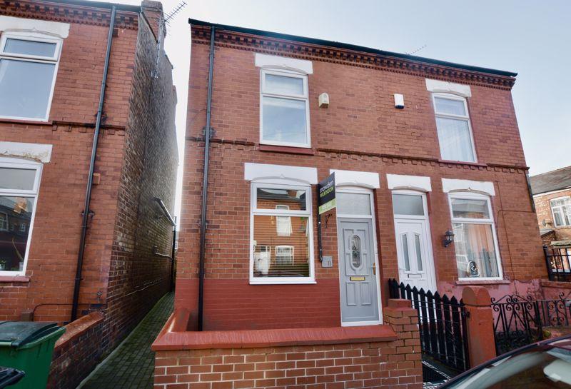 2 bedroom semidetached house for sale in Llanfair Road, Edgeley , SK3