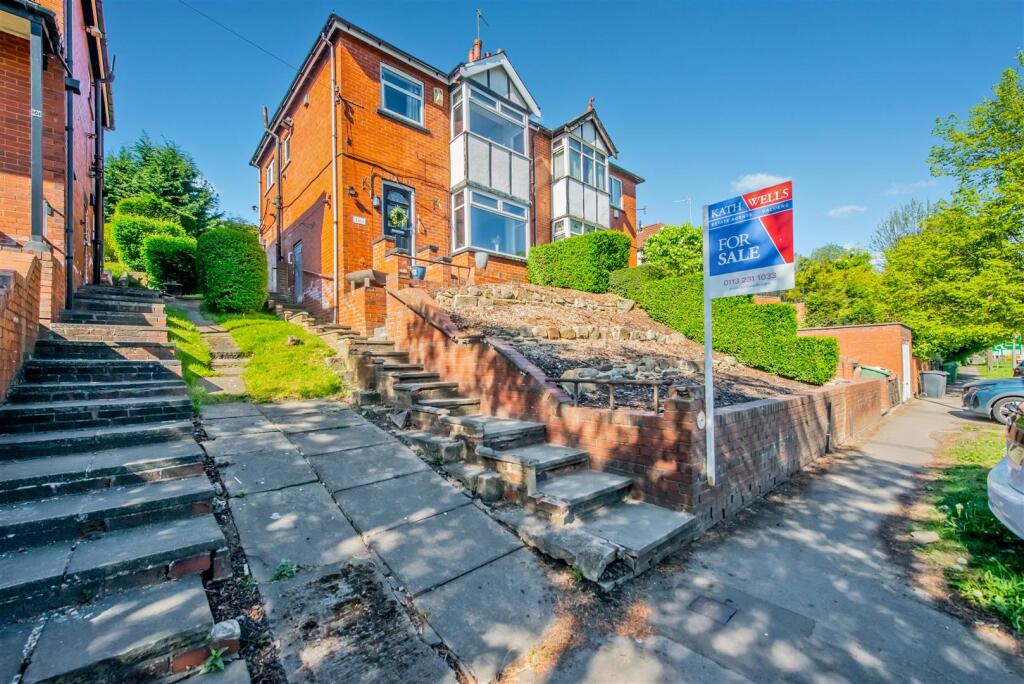 Main image of property: Ring Road, Farnley, Leeds