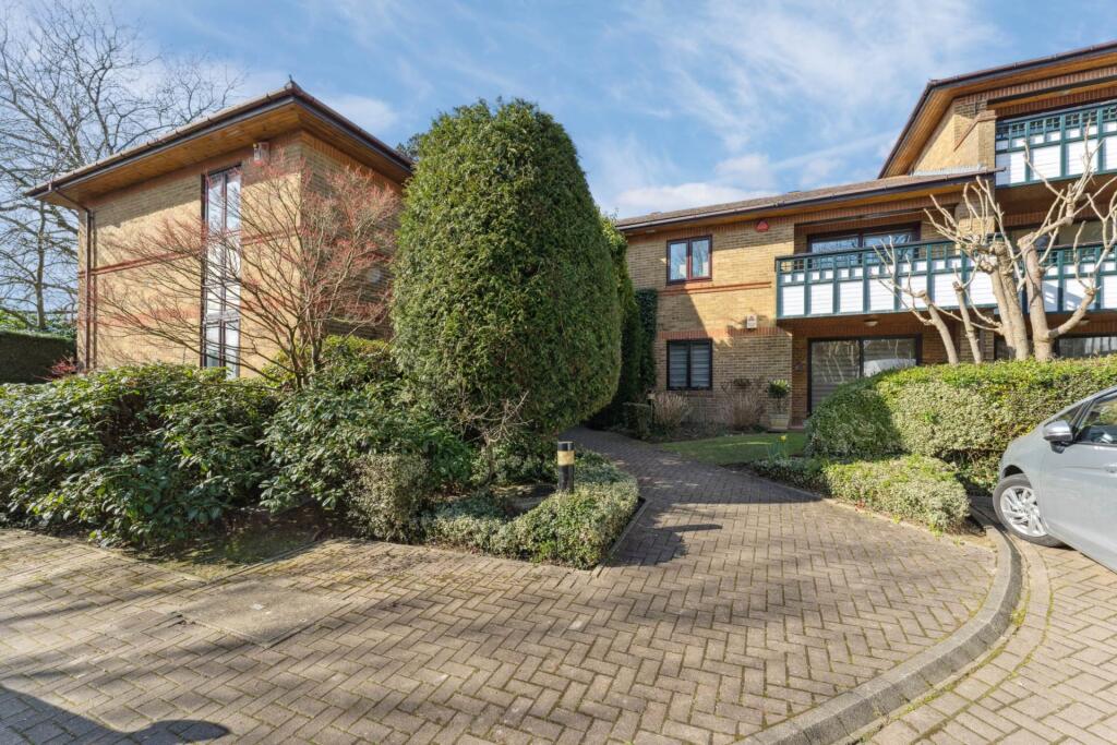 Main image of property: The Cloisters, High Street, Bushey