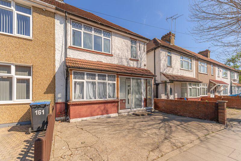 Main image of property: Town Road, Edmonton