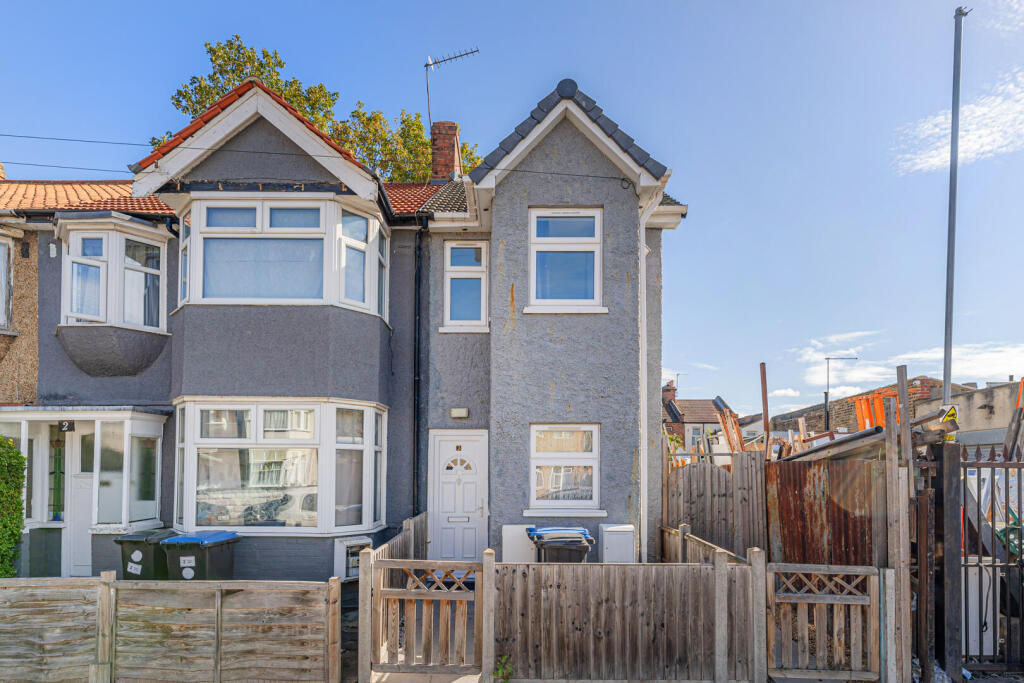Main image of property: Elstree Gardens, London