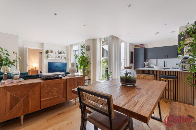 Main image of property: Queensdown Road, E5