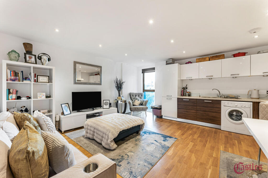 Main image of property: Paradise Park, 142a Lea Bridge Road, London