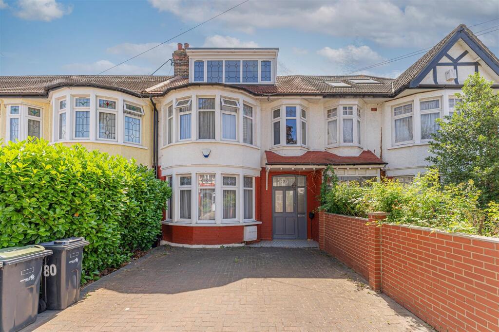 Main image of property: Upsdell Avenue, London, N13
