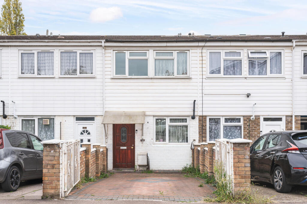 Main image of property: Thetford Close, London, N13