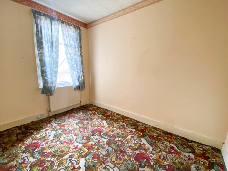 3 bedroom terraced house for sale in Station Crescent, Tottenham, N15