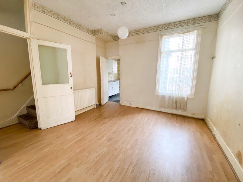 3 bedroom terraced house for sale in Station Crescent, Tottenham, N15