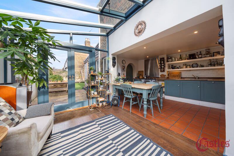 Main image of property: Lynton Road, N8