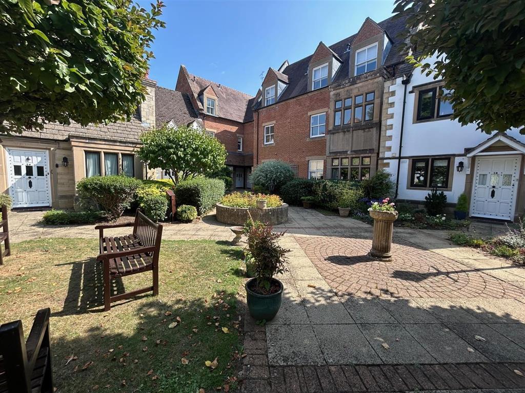 Main image of property: The Grange, MORETON-IN-MARSH