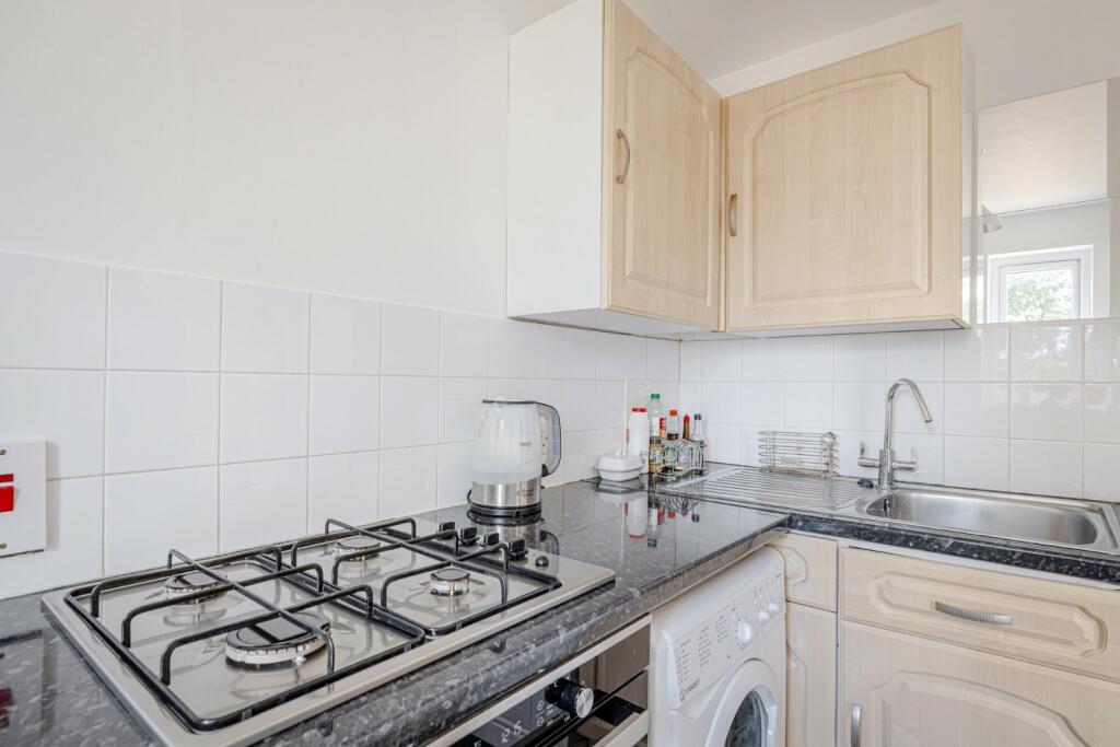 Additional property image - Castle Street, Bishop's Stortford, Hertfordshire, CM23