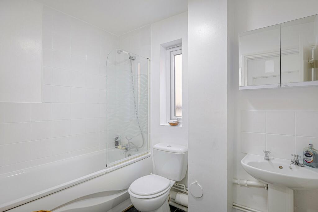 Additional property image - Castle Street, Bishop's Stortford, Hertfordshire, CM23