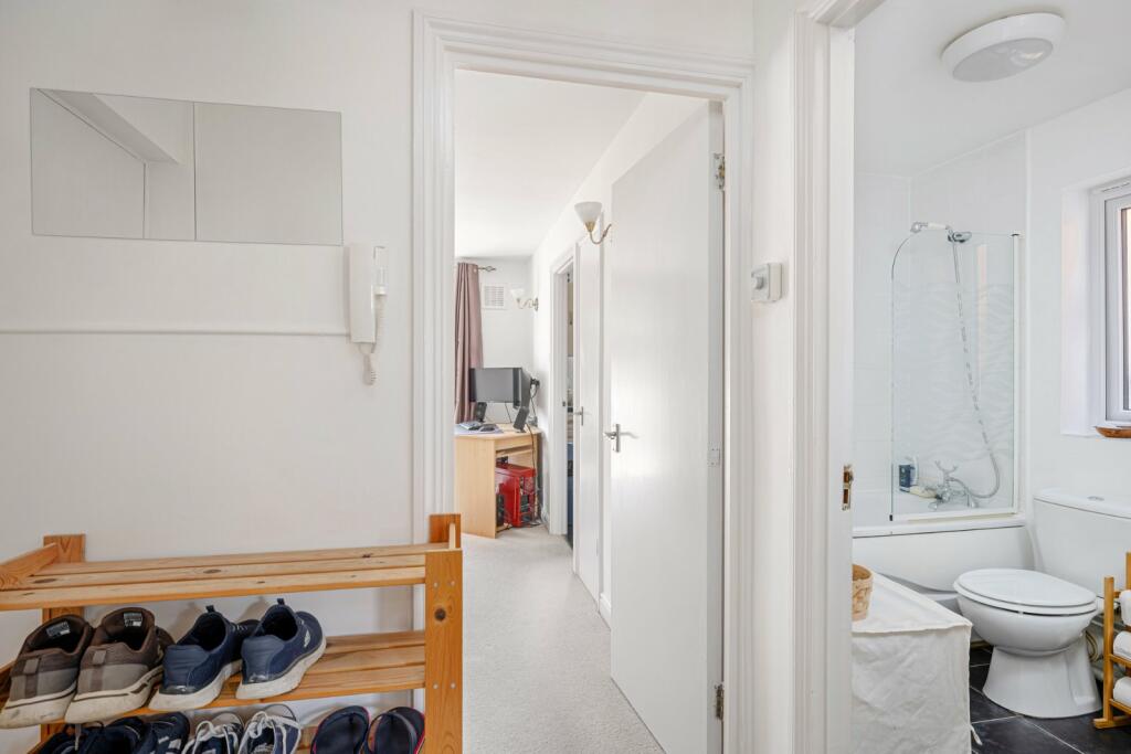 Additional property image - Castle Street, Bishop's Stortford, Hertfordshire, CM23