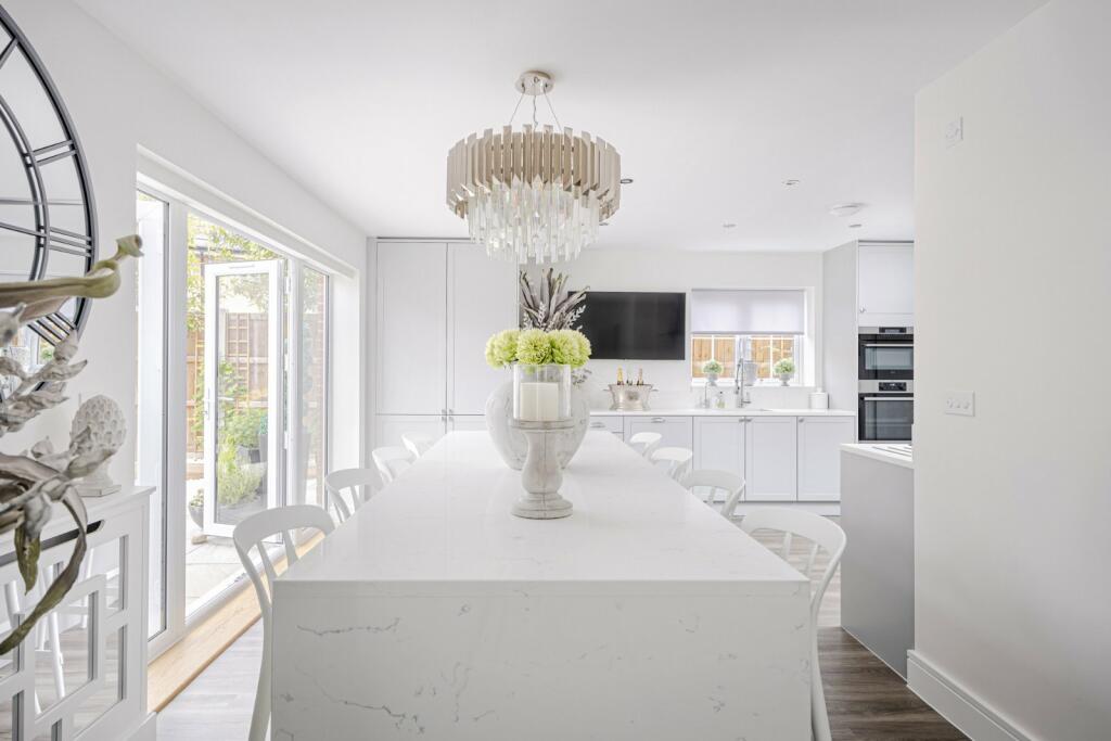 Additional property image - Bergham Close, Bishop's Stortford, Hertfordshire, CM23