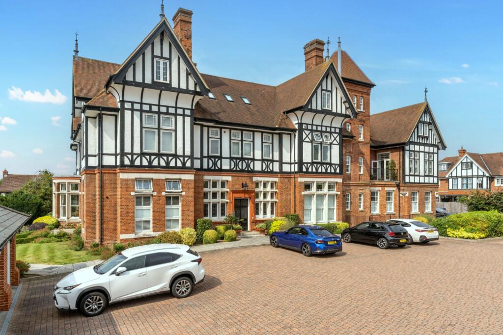 Main image of property: Birchwood Mews, Bishop's Stortford, Hertfordshire, CM23