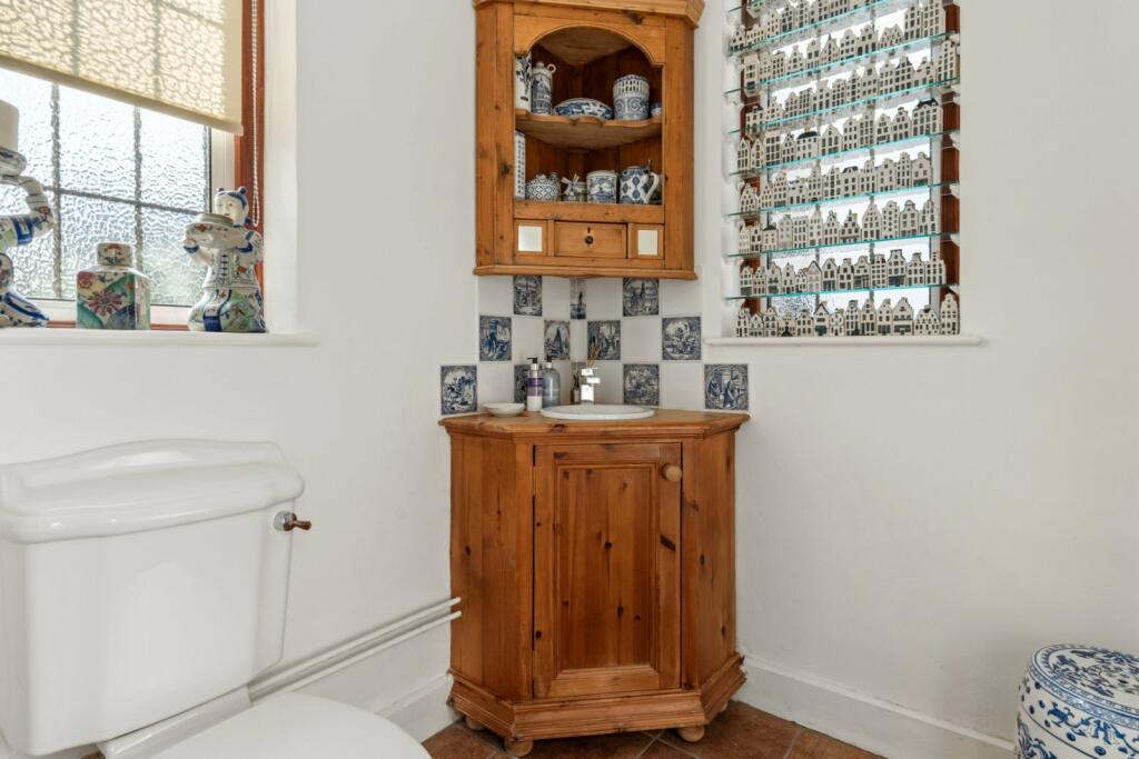 Additional property image - Thornfield Road, Bishop's Stortford, Hertfordshire, CM23