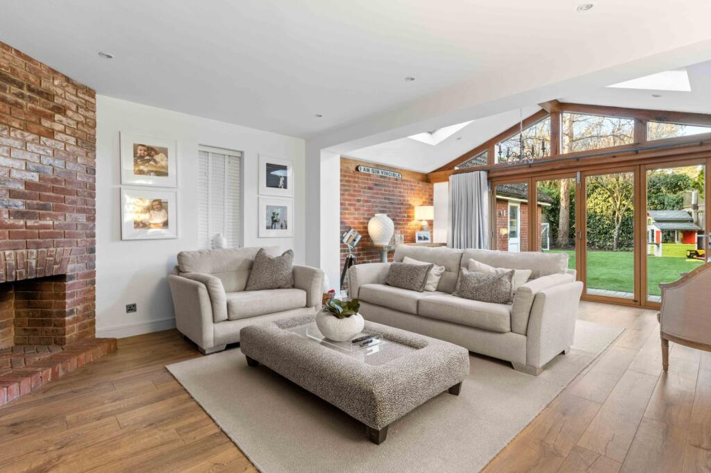 Additional property image - Armourers Close, Bishop's Stortford, Hertfordshire, CM23