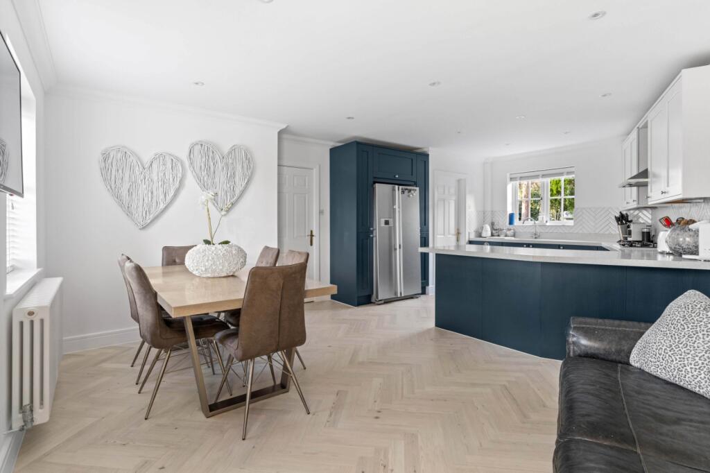 Additional property image - Armourers Close, Bishop's Stortford, Hertfordshire, CM23